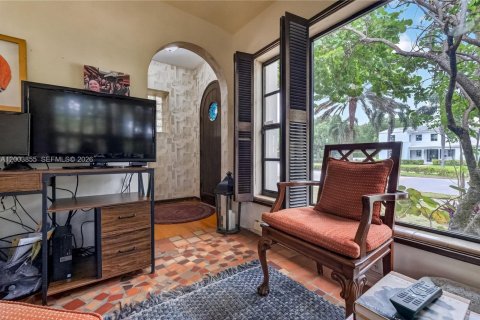Villa ou maison à vendre à Miami Shores, Floride: 3 chambres, 266.26 m2 № 2069397 - photo 16