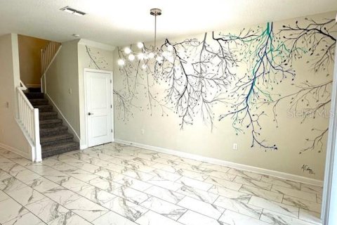 House in Davenport, Florida 8 bedrooms, 363.15 sq.m. № 1721377 - photo 10