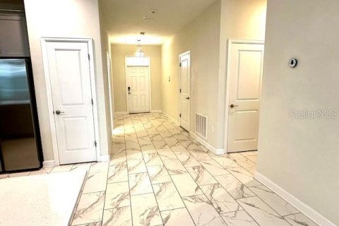 House in Davenport, Florida 8 bedrooms, 363.15 sq.m. № 1721377 - photo 9
