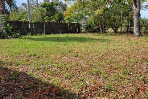 House in Hudson, Florida 2 bedrooms, 98.38 sq.m. № 1903872 - photo 16
