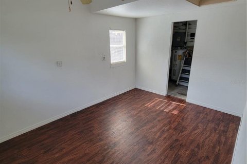 House in Hudson, Florida 2 bedrooms, 98.38 sq.m. № 1903872 - photo 13