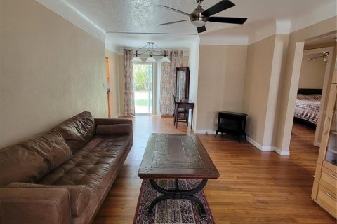 House in Hudson, Florida 2 bedrooms, 98.38 sq.m. № 1903872 - photo 3