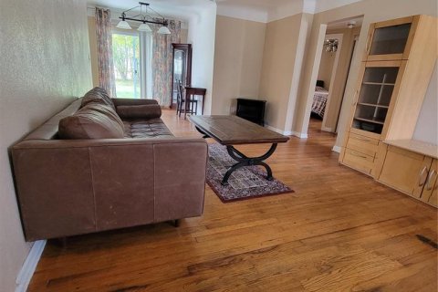 House in Hudson, Florida 2 bedrooms, 98.38 sq.m. № 1903872 - photo 4