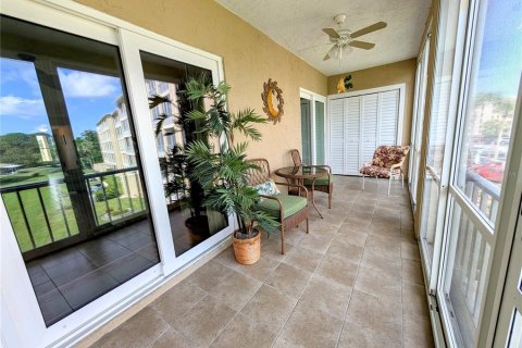 Condo in Bradenton, Florida, 2 bedrooms  № 1918043 - photo 27