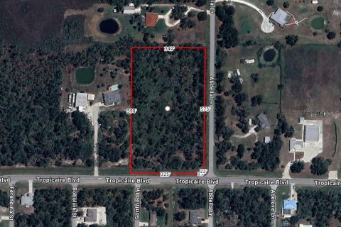 Terreno en venta en North Port, Florida № 1521870 - foto 1