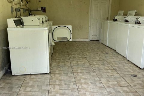 Copropriété à louer à Miami, Floride: 2 chambres, 88.44 m2 № 1962193 - photo 22