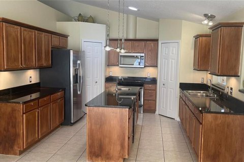 Casa en alquiler en Kissimmee, Florida, 4 dormitorios, 193.98 m2 № 1840343 - foto 21