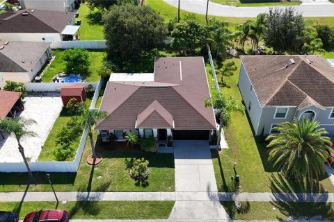 Casa en alquiler en Kissimmee, Florida, 4 dormitorios, 193.98 m2 № 1840343 - foto 11