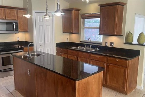 Casa en alquiler en Kissimmee, Florida, 4 dormitorios, 193.98 m2 № 1840343 - foto 22