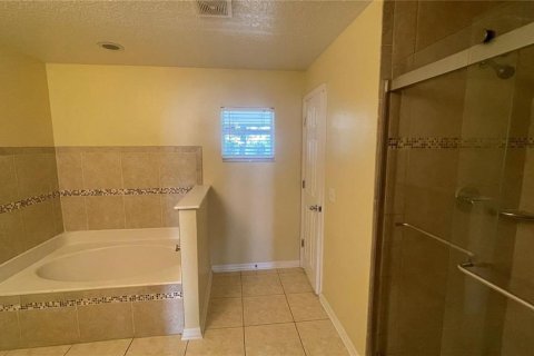 Casa en alquiler en Kissimmee, Florida, 4 dormitorios, 193.98 m2 № 1840343 - foto 16