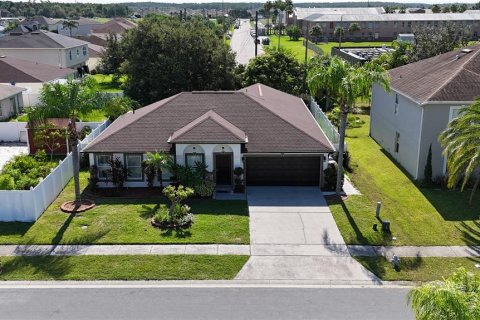 Casa en alquiler en Kissimmee, Florida, 4 dormitorios, 193.98 m2 № 1840343 - foto 13