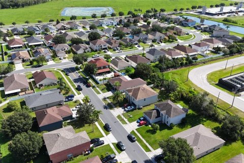Casa en alquiler en Kissimmee, Florida, 4 dormitorios, 193.98 m2 № 1840343 - foto 10