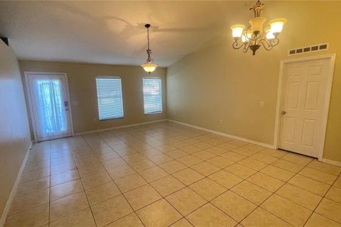 Casa en alquiler en Kissimmee, Florida, 4 dormitorios, 193.98 m2 № 1840343 - foto 18