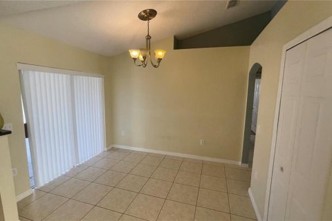 Casa en alquiler en Kissimmee, Florida, 4 dormitorios, 193.98 m2 № 1840343 - foto 27
