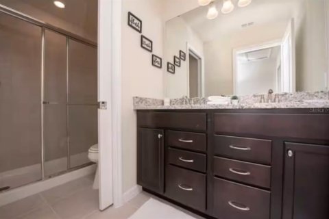 Casa en venta en Davenport, Florida, 7 dormitorios, 304.91 m2 № 2234511 - foto 8