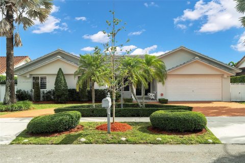 Villa ou maison à vendre à Miami, Floride: 4 chambres, 202.06 m2 № 1740050 - photo 24