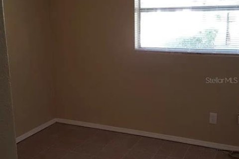 Casa en venta en Lakeland, Florida, 4 dormitorios, 106.47 m2 № 2230955 - foto 5