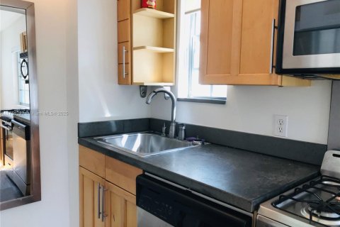 Купить кондоминиум в Майами-Бич, Флорида 1 спальня, 49.05м2, № 1929136 - фото 7