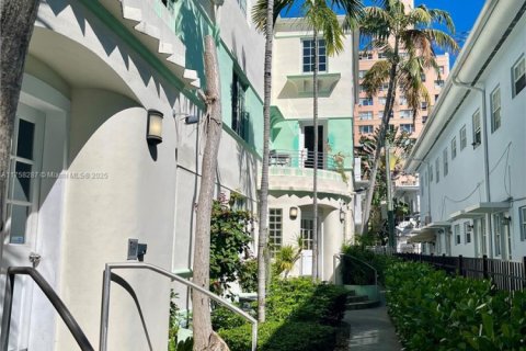 Купить кондоминиум в Майами-Бич, Флорида 1 спальня, 49.05м2, № 1929136 - фото 20