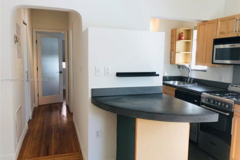 Купить кондоминиум в Майами-Бич, Флорида 1 спальня, 49.05м2, № 1929136 - фото 10