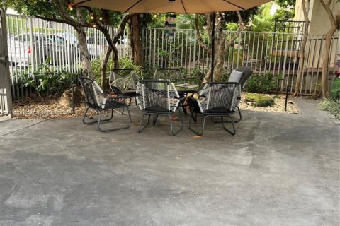 Купить кондоминиум в Майами-Бич, Флорида 1 спальня, 49.05м2, № 1929136 - фото 27