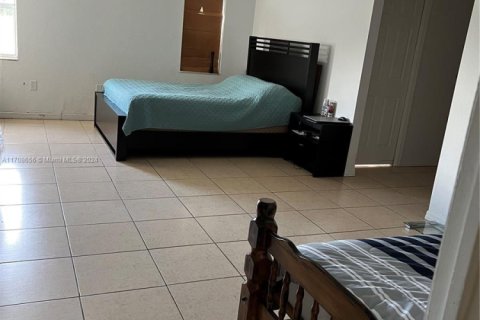 Commercial property in Sebring, Florida № 1984839 - photo 7