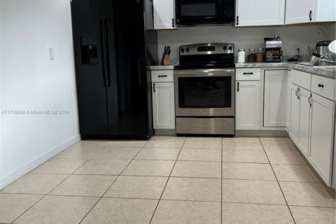 Commercial property in Sebring, Florida № 1984839 - photo 5