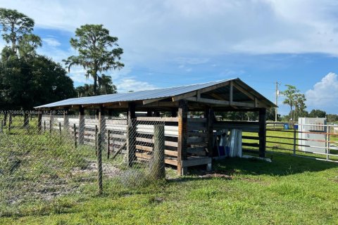 Commercial property in Sebring, Florida № 1984839 - photo 19