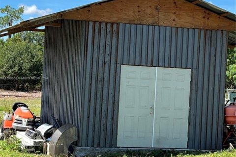 Commercial property in Sebring, Florida № 1984839 - photo 17