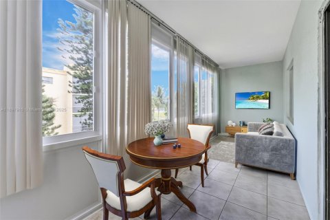 Copropriété à vendre à Lauderdale Lakes, Floride: 2 chambres, 102.38 m2 № 2012200 - photo 21