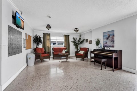 Copropriété à vendre à Lauderdale Lakes, Floride: 2 chambres, 102.38 m2 № 2012200 - photo 29