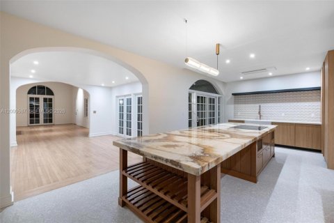 Villa ou maison à vendre à Coral Gables, Floride: 3 chambres, 211.17 m2 № 2069088 - photo 13