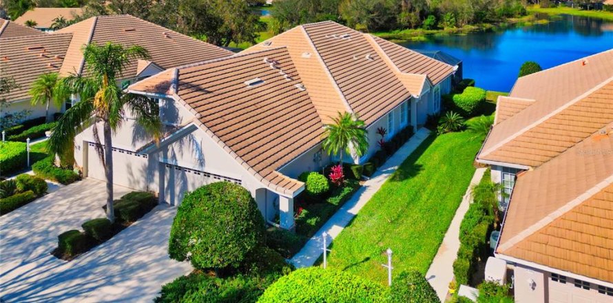 Casa en Lakewood Ranch, Florida 3 dormitorios, 160.72 m2 № 1524716