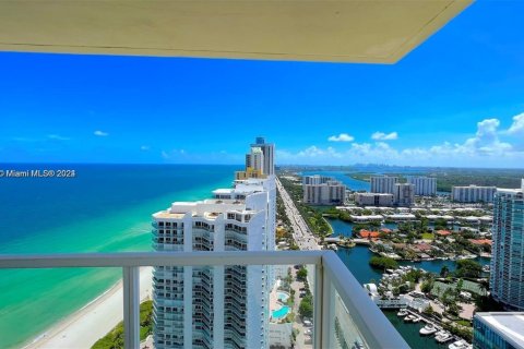 Copropriété à louer à Sunny Isles Beach, Floride: 2 chambres, 132.2 m2 № 1764973 - photo 5