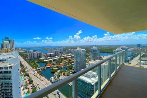 Copropriété à louer à Sunny Isles Beach, Floride: 2 chambres, 132.2 m2 № 1764973 - photo 6