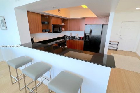 Copropriété à louer à Sunny Isles Beach, Floride: 2 chambres, 132.2 m2 № 1764973 - photo 12
