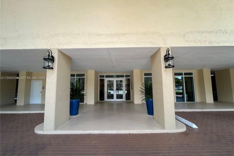 Apartment in Miami, Florida 2 bedrooms, 94.2 sq.m. № 1998114 - photo 4