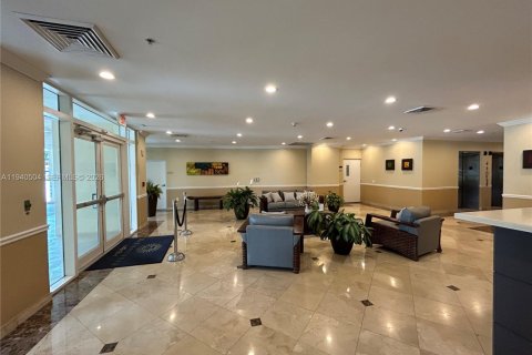 Apartment in Miami, Florida 2 bedrooms, 94.2 sq.m. № 1998114 - photo 10