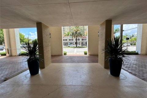 Apartment in Miami, Florida 2 bedrooms, 94.2 sq.m. № 1998114 - photo 7