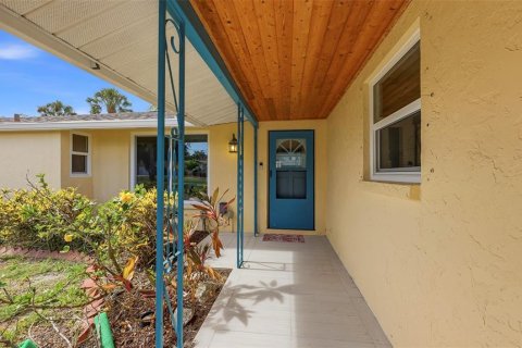 Casa en venta en Sarasota, Florida, 3 dormitorios, 150.97 m2 № 2207400 - foto 4