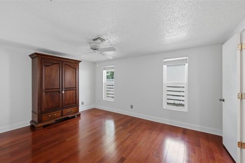Casa en venta en Sarasota, Florida, 3 dormitorios, 150.97 m2 № 2207400 - foto 15