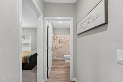 House in Riverview, Florida 5 bedrooms, 230.3 sq.m. № 1913529 - photo 20