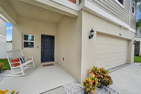 House in Riverview, Florida 5 bedrooms, 230.3 sq.m. № 1913529 - photo 4