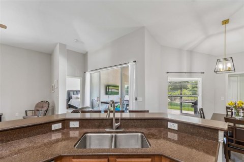 House in Wesley Chapel, Florida 5 bedrooms, 311.97 sq.m. № 2224747 - photo 26