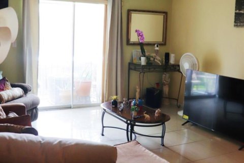 Condo in Miami Gardens, Florida, 2 bedrooms  № 2251255