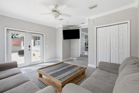 Villa ou maison à louer à Saint Petersburg, Floride: 4 chambres, 177.54 m2 № 2425687 - photo 20