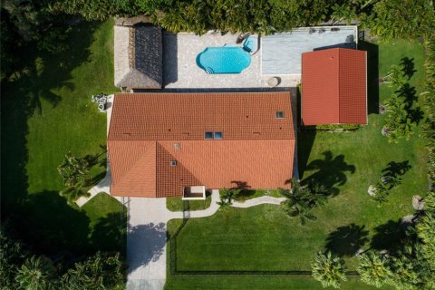 Casa en venta en Plantation, Florida, 6 dormitorios, 360.09 m2 № 1177226 - foto 1
