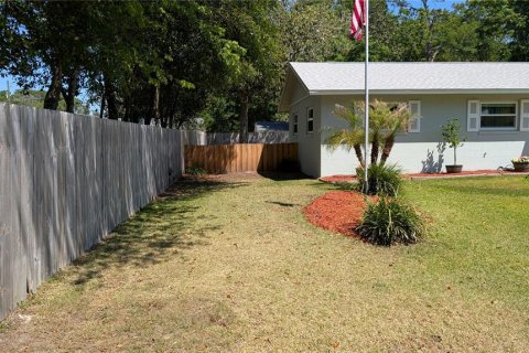 House in Ocala, Florida 3 bedrooms, 144.93 sq.m. № 1642605 - photo 10