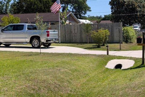 House in Ocala, Florida 3 bedrooms, 144.93 sq.m. № 1642605 - photo 8