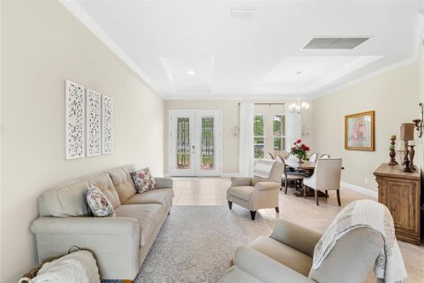 House in Sorrento, Florida 4 bedrooms, 246.75 sq.m. № 1736575 - photo 4